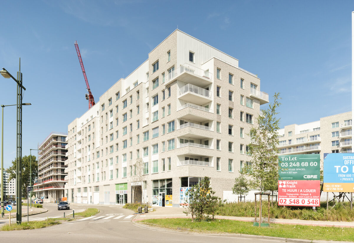 City Dox (activités productives au rez-de-chaussée), boulevard Industriel, Anderlecht (septembre 2024)